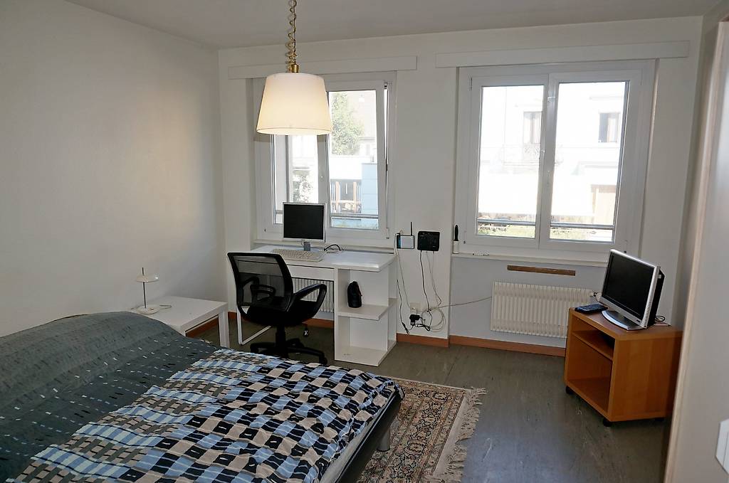 Grand studio meublé et équipé au Locle