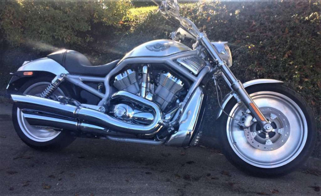 harley-davidson vrsca 1130 v-rod