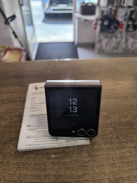 Samsung ZFlip 6