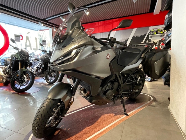honda nt 1100 dct