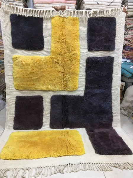 Tapis Mrirt d"exception Berbère Marocain 2m50 x 1m75