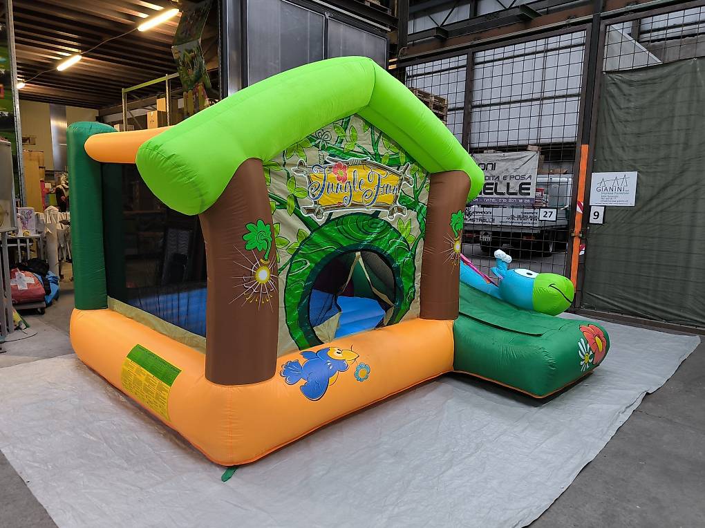 Castello gonfiabile Jungle Fun d"occasione