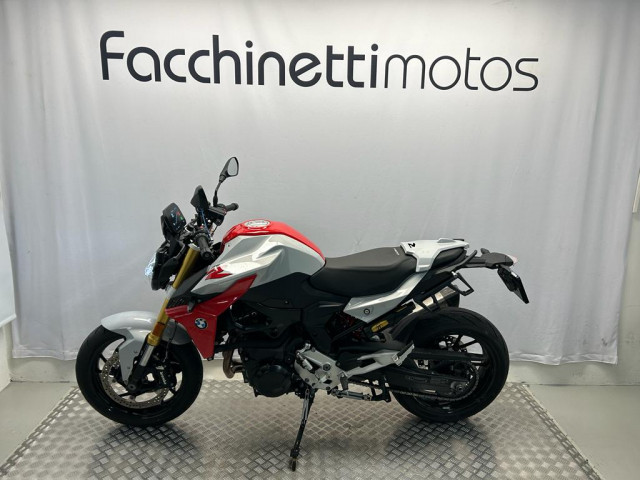 bmw f 900 r
