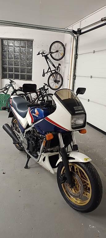 Honda VF 750