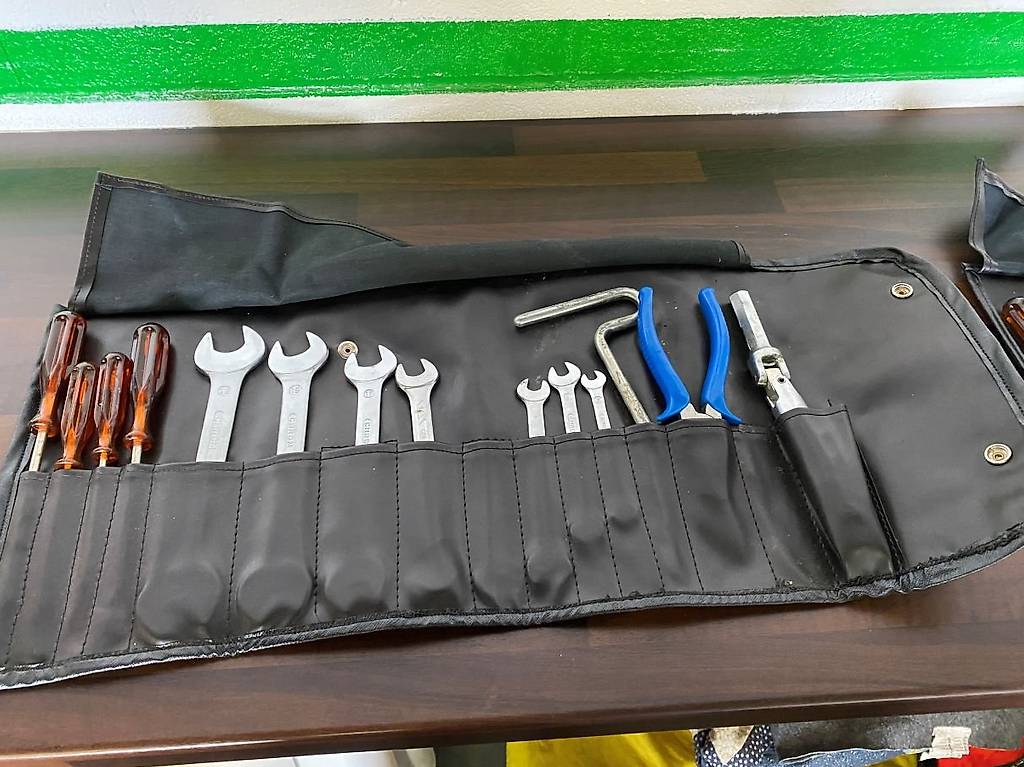 Ferrari 308 GTB/GTS Trousse à Outil originale106876