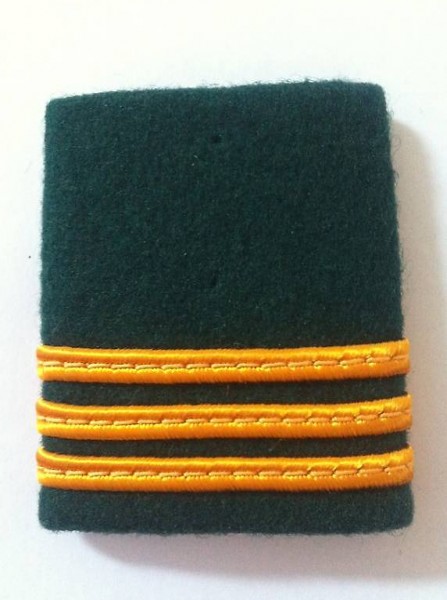 galons de capitaine d"infanterie (uniforme de sortie)