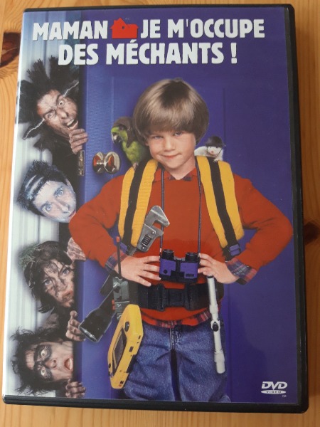 DVD maman, je m"occupe des mechants