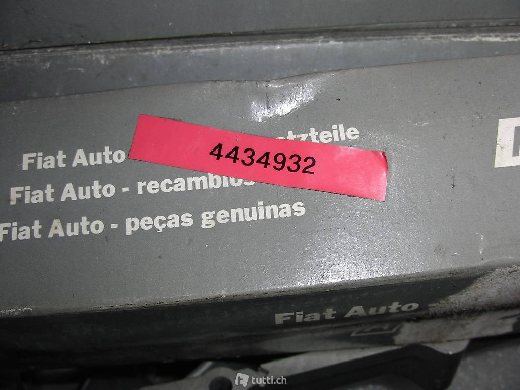 Ammort.arr.Fiat 132 neuf et d"origine