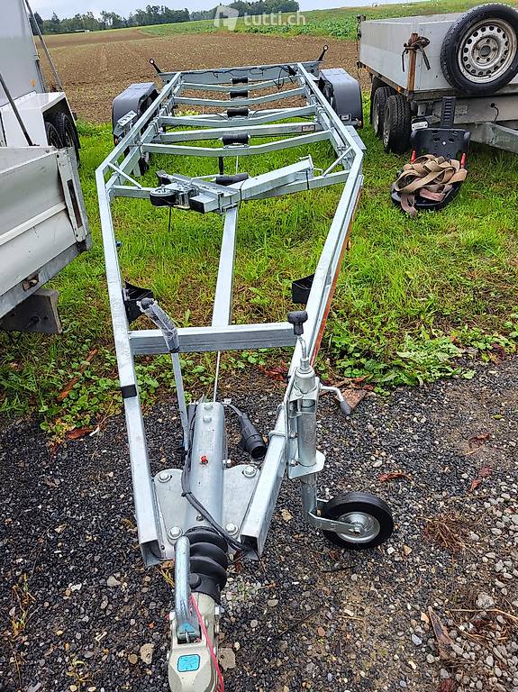 À vendre remorque pour bateaux 9× 255 neuf