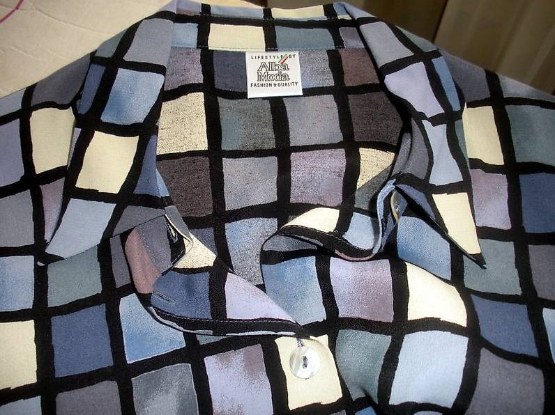 Chemiser marine/bleu/blanc neuf manches longues