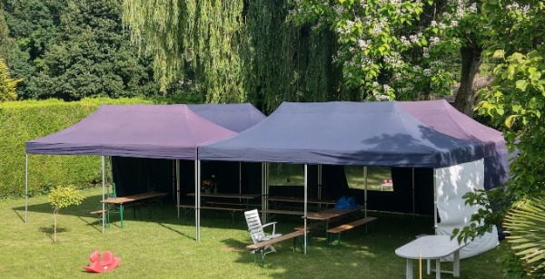 A louer: 4 Tentes de jardin pliantes 3x6m, étanche