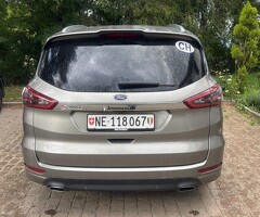 FORD S-Max 2.0 TDCi Titanium AWD PowerShift
