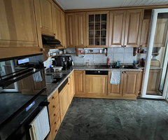 Spacieux appartement de 4 pièces dans un environnement calme et verdoyant - Image 2