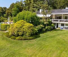 Superbe propriété de 7.5 Pièces avec piscine - potentiel de développement - Image 2