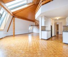 Charmant appartement en duplex de 3.5 pièces situé dans les combles - Image 2