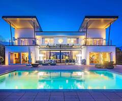 Maison contemporaine avec piscine et vue panoramique sur les Alpes et le lac - Image 2