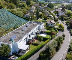 Villa moderne de 5.5 pièces avec 2 balcons, 2 terrasses et jardin