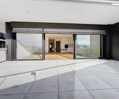 Attique de 2.5 pièces de 68m2 avec 2 terrasses et vue panoramique sur le lac & les Alpes - Image 2