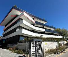 Attique de 2.5 pièces de 68m2 avec 2 terrasses et vue panoramique sur le lac & les Alpes - Image 5
