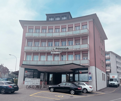 Bureau au 3ème étage à Pully