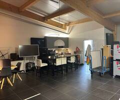 Atelier et logement réunis en un seul lieu – 640 m² d’espace - Image 6