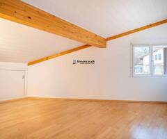 Villa d'exception avec piscine, jacuzzi et vue imprenable sur le lac - Image 5