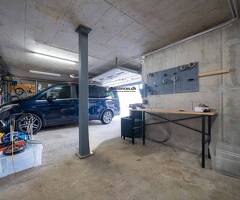 Villa d'exception avec piscine, jacuzzi et vue imprenable sur le lac - Image 8