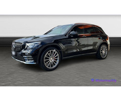 Mercedes GLC 2016 – 78’000 km – Noir – Excellent état – Options + accessoires