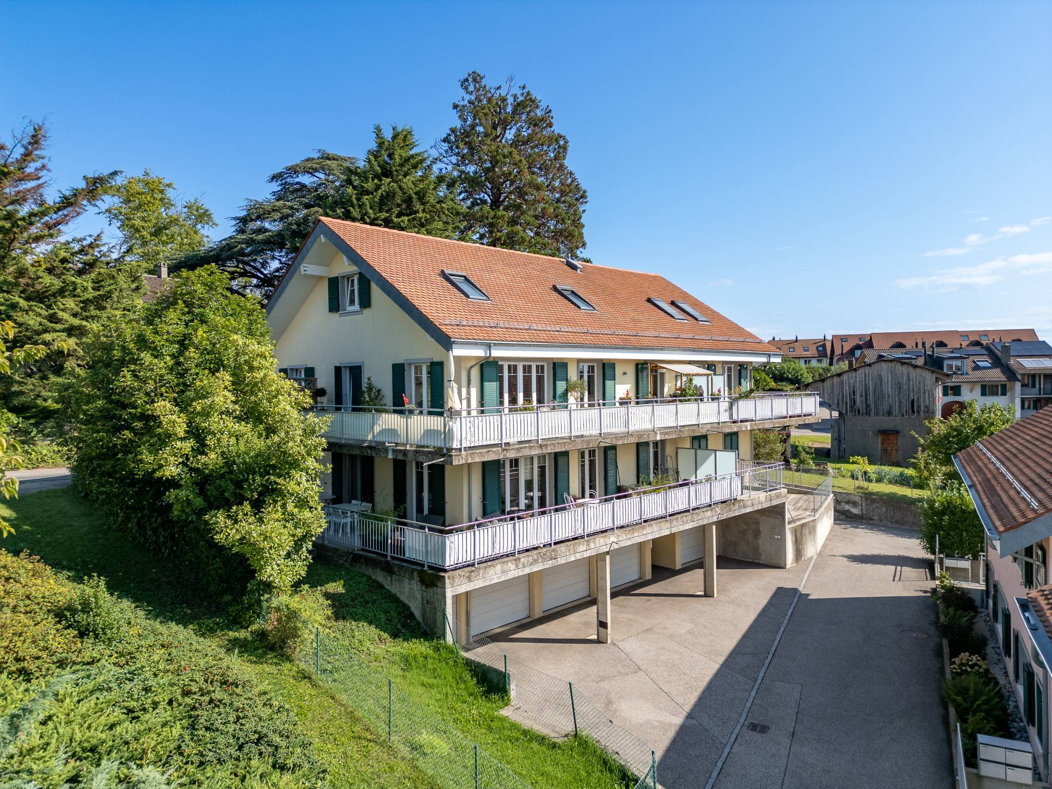 Charmant appartement de 2.5 pièces avec jardin