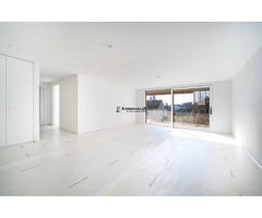 COUP DE COEUR ASSURÉ – MAGNIFIQUE 3.5 PIÈCES NEUF AVEC BALCON - Image 3