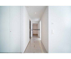 COUP DE COEUR ASSURÉ – MAGNIFIQUE 3.5 PIÈCES NEUF AVEC BALCON - Image 4