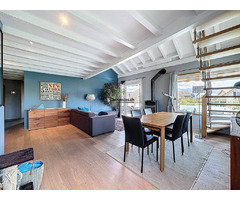 Attique en Duplex de 5.5 pièces avec jardin, piscine et vue montagnes - Image 3