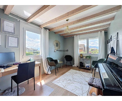Attique en Duplex de 5.5 pièces avec jardin, piscine et vue montagnes - Image 9