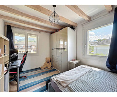 Attique en Duplex de 5.5 pièces avec jardin, piscine et vue montagnes - Image 10