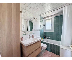 Attique en Duplex de 5.5 pièces avec jardin, piscine et vue montagnes - Image 11