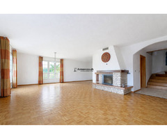 Villa familiale de 6.5 pièces avec terrasse et jardin - Image 2