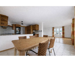 Villa familiale de 6.5 pièces avec terrasse et jardin - Image 4