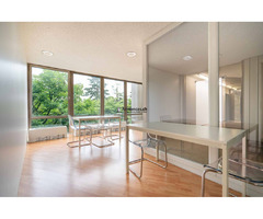 Dernier bureau de 19 m² - avec cafétéria et salle de réunion - Image 4