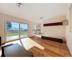 Spacieuse villa avec piscine - Vue lac - Local indépendant aménagé - Image 5