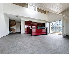 Attique de 5.5 pièces avec vue sur le lac Léman