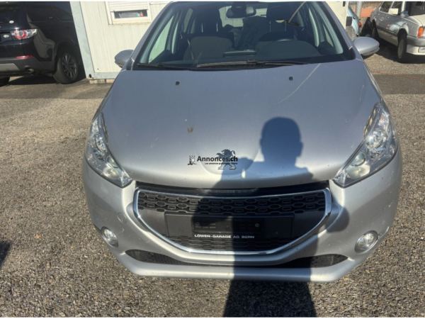 PEUGEOT 208 1.6 VTI Allure 2013