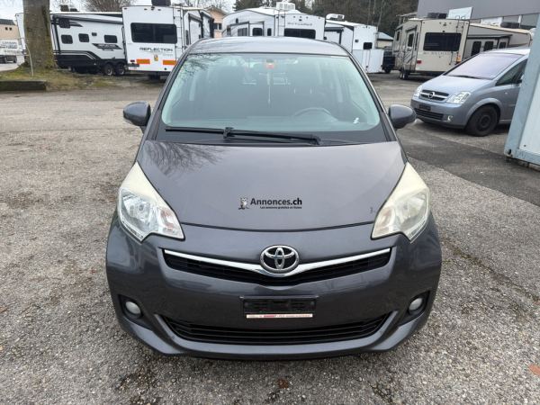TOYOTA Verso-S 1.33 Linea Luna