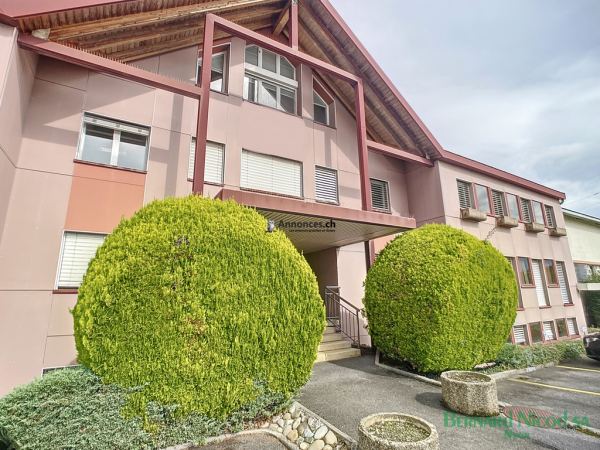Bureau de 280 m2 idéalement situé